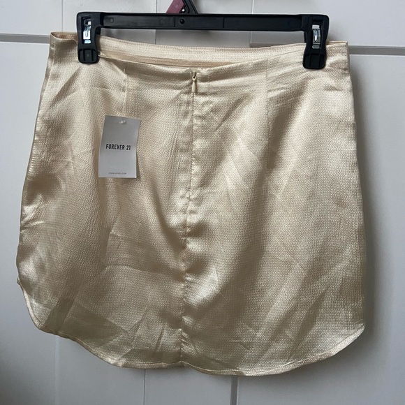 Pale Yellow Mini Skirt - Picture 1 of 3